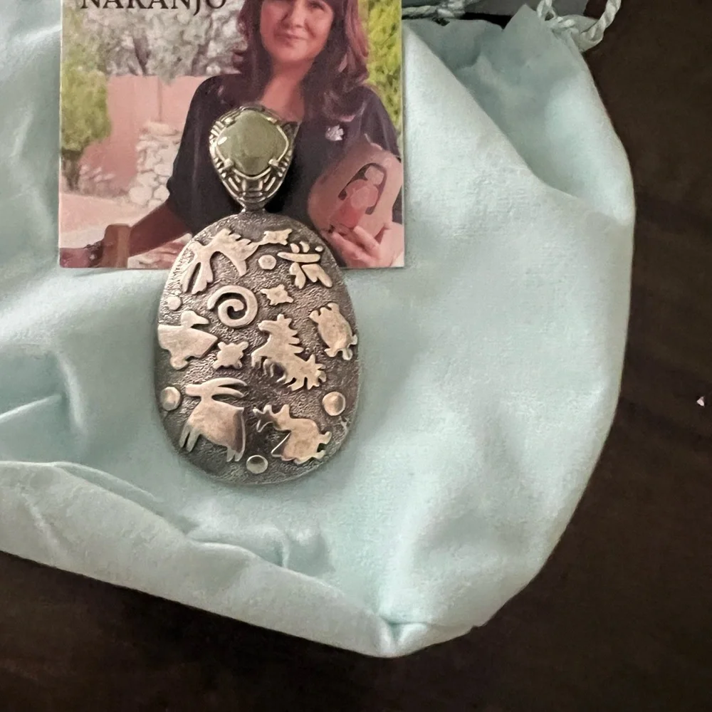 American West Silver and Green Pendant - Picture 2 of 6
